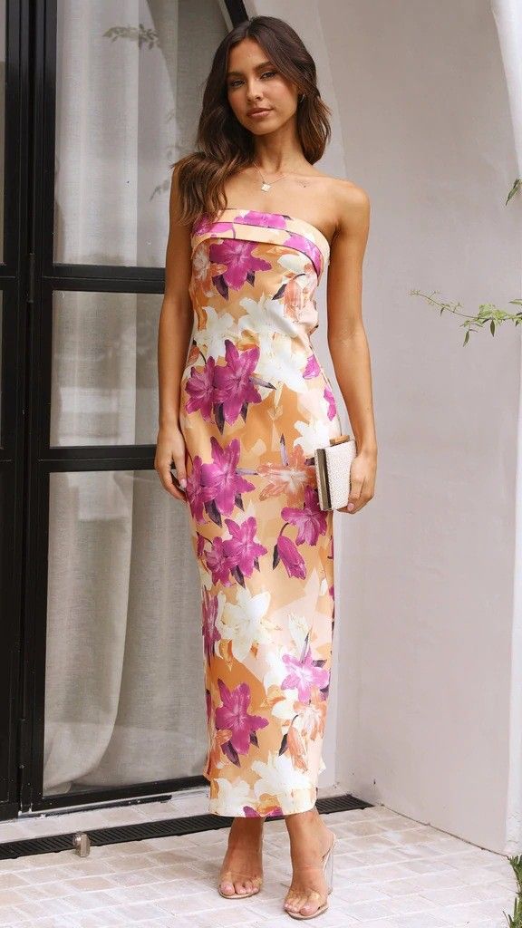 Elegante abito bustier in raso con dettagli in pizzo sul retro - Abito da sera lungo a trapezio per donna_voghion.com