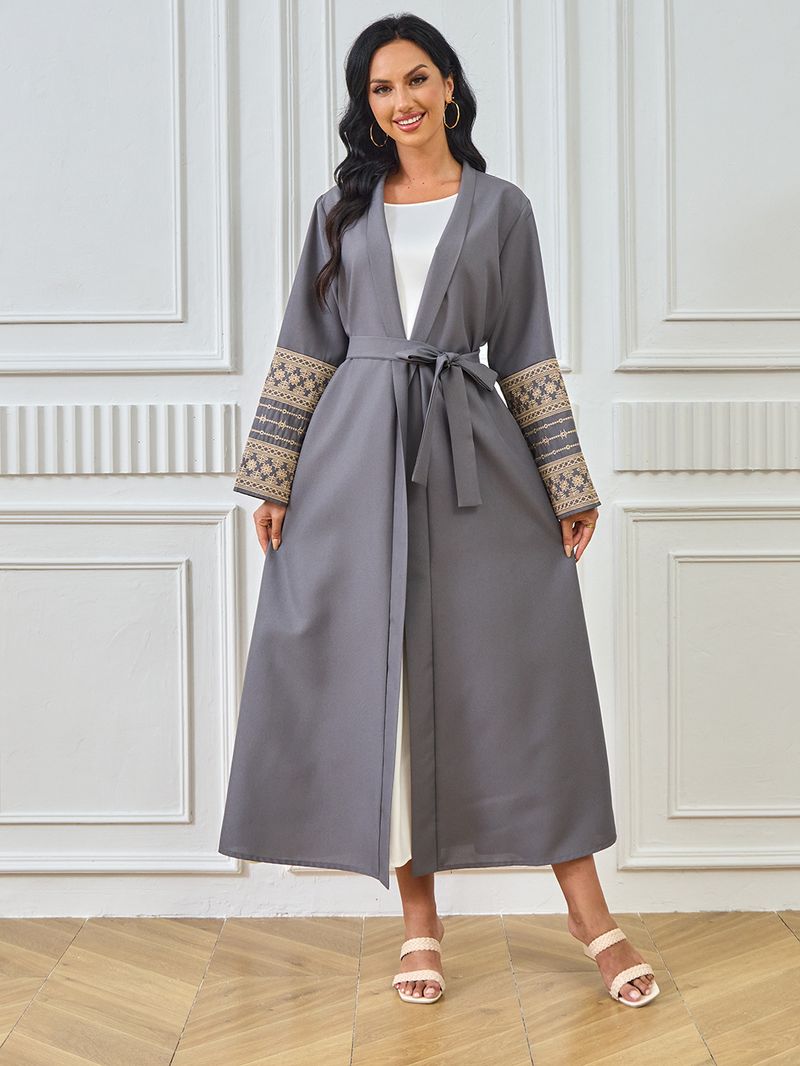 Sieviešu apģērbs Abaya Tuvo Austrumu musulmaņu modes elegants kardigans izšūta kleita sieviešu halāts_voghion.com