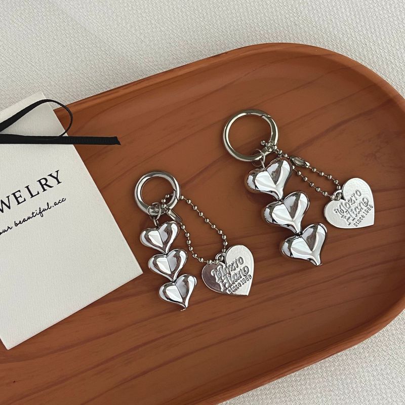 INS Design Sense Silver Heart Bead Pendant Handbag Phone Decoration Pendant Personalized Fashion Keychain Accessories_voghion.com