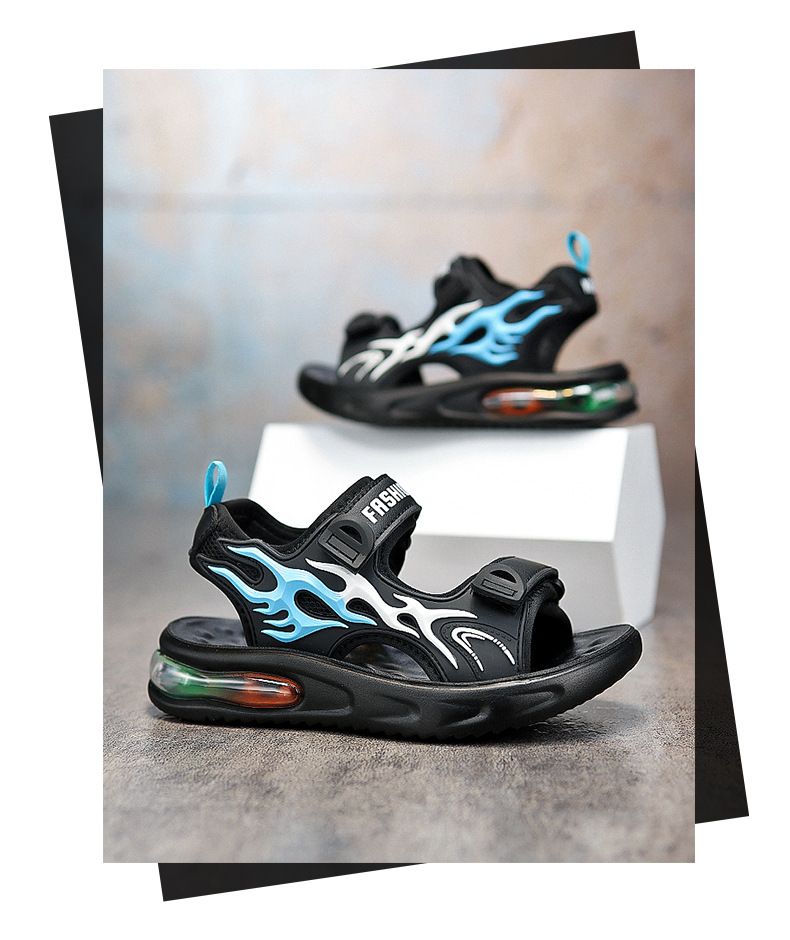 Kids Shoes Children's sandals 2024 summer new boys' non slip soft soled beach shoes for middle and large children's boys open toed trendy sandals_voghion.com