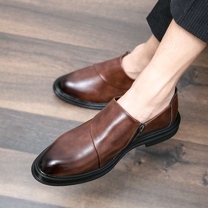 2024 Spring And Autumn Men's Business Slip-On Comfortable Middle-Aged Dad Youth Casual Small Leather Shoes For Men_voghion.com