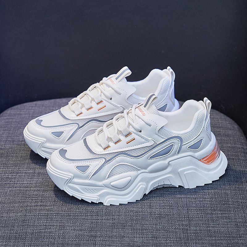 2024 Lente Nieuwe Ins Koreaanse Versie Van Dad Women's Tide Student Hoogte Verhogende Sportschoenen Hardlopen Casual_voghion.com