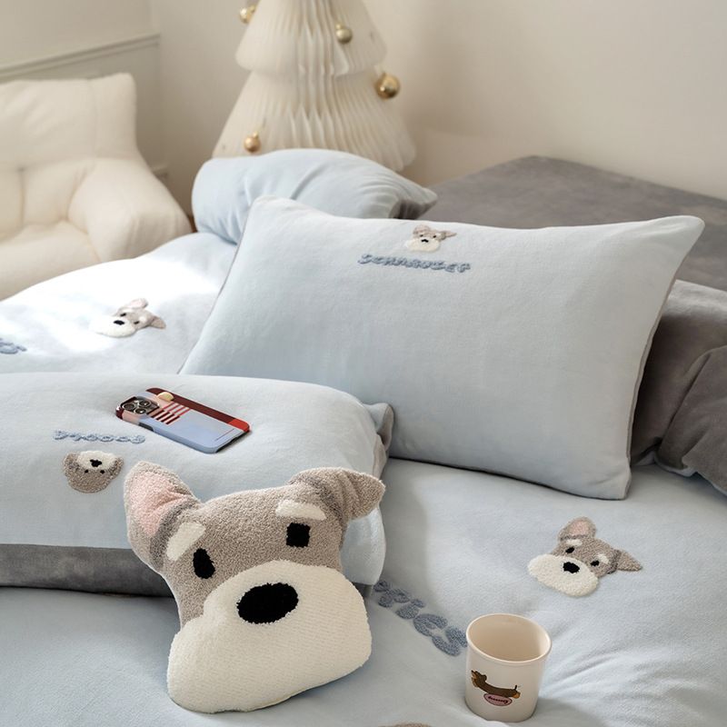Set copripiumino in flanella calda e spessa, quattro pezzi, in velluto di latte ricamato con motivo a cartoni animati_voghion.com