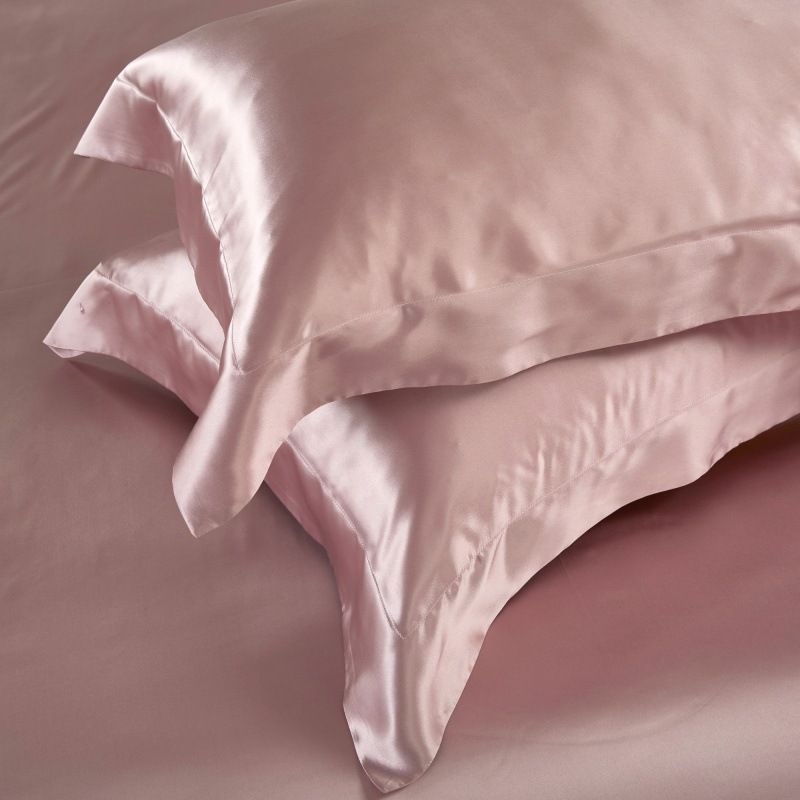 Seidenähnliches Satin-Kissenbezug-Set – kühlend und hypoallergen, Luxushotelqualität (2er-Pack, Standard-/Queen-Size, mehrere Farben)_voghion.com