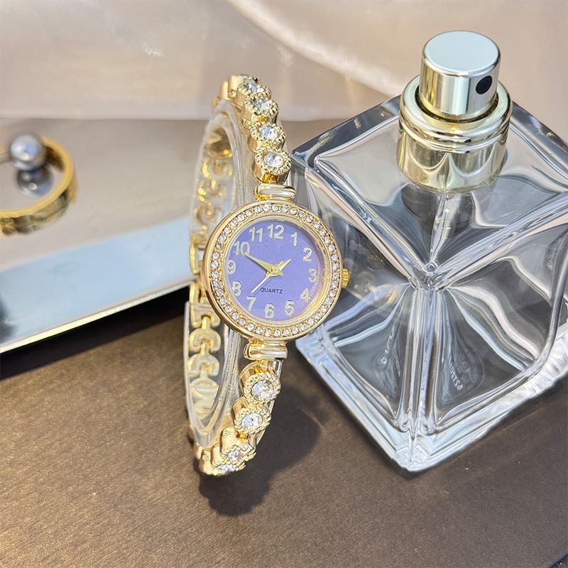 Orologi da donna con bracciale, nuovi orologi da donna con bracciale in diamanti colorati completamente digitali, orologi da donna di lusso di alta gamma, leggeri e scintillanti, di alta qualità, con diamanti transfrontalieri._voghion.com