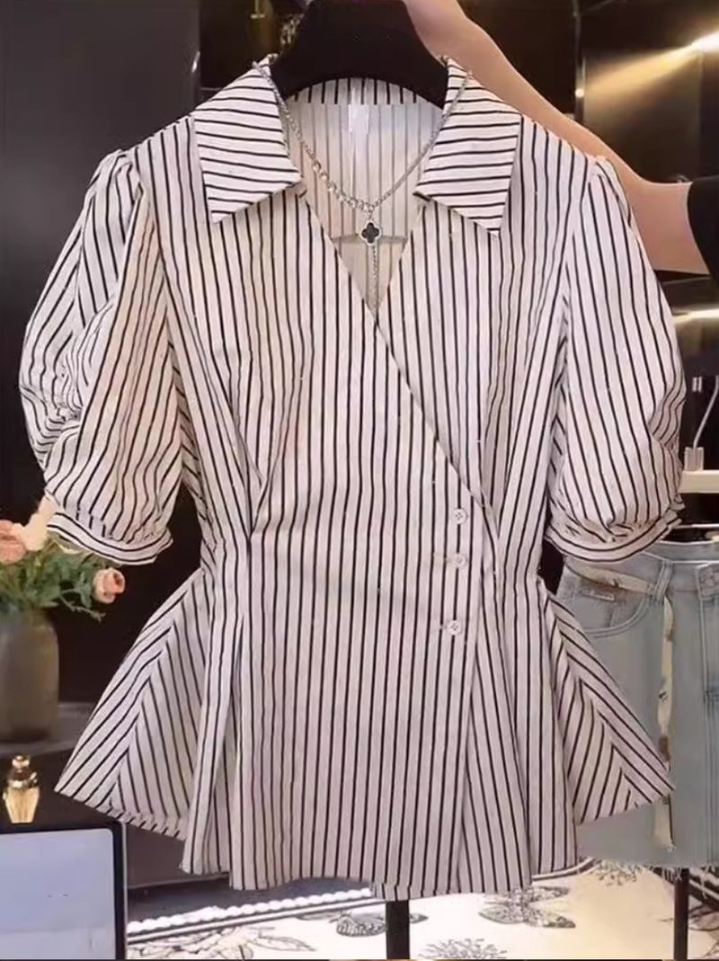 "Camicetta architettonica con scollo a V – Top a righe che esalta le curve con maniche a sbuffo (S-XL, soluzione in poliestere per l'estate e l'ufficio)"_voghion.com