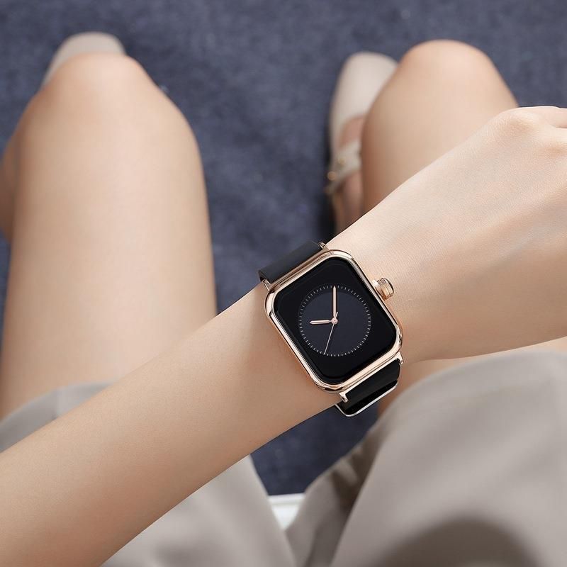 Women's Fashion Square Quartz Watch With Silicone Strap - Waterproof Minimalist Design For Everyday Wear Simple And Fashionable Square Quartz Watches_voghion.com
