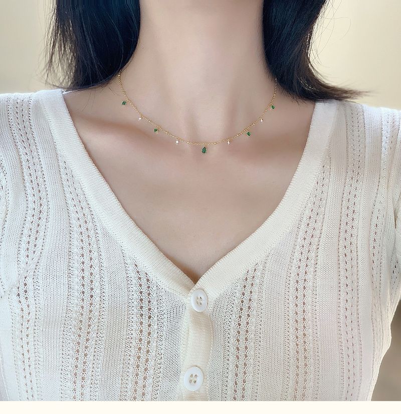 Exquisito collar de diseño de nicho de cadena de clavícula chapada en oro de plata esterlina s925 con temperamento simple y cuello esmeralda retro para mujer_voghion.com