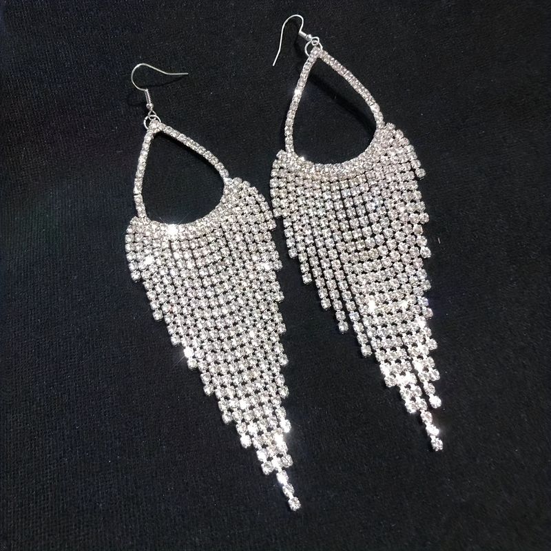 Boucles d'oreilles à chaîne en strass, boucles d'oreilles à pampilles exagérées, tempérament de goutte d'eau atmosphérique de mariée E620, sensation de luxe léger et haut de gamme_voghion.com