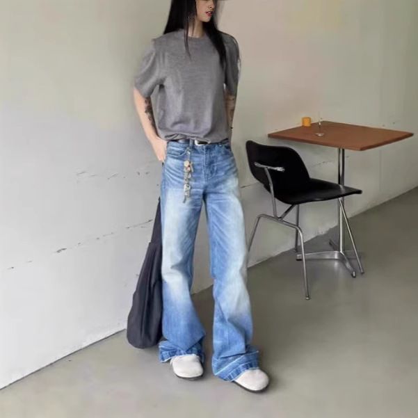 Jeans blu lavati – Denim a gamba larga a trapezio con baffi e scolorimento (80% cotone, rigido e non elasticizzato, per streetwear retrò unisex)_voghion.com