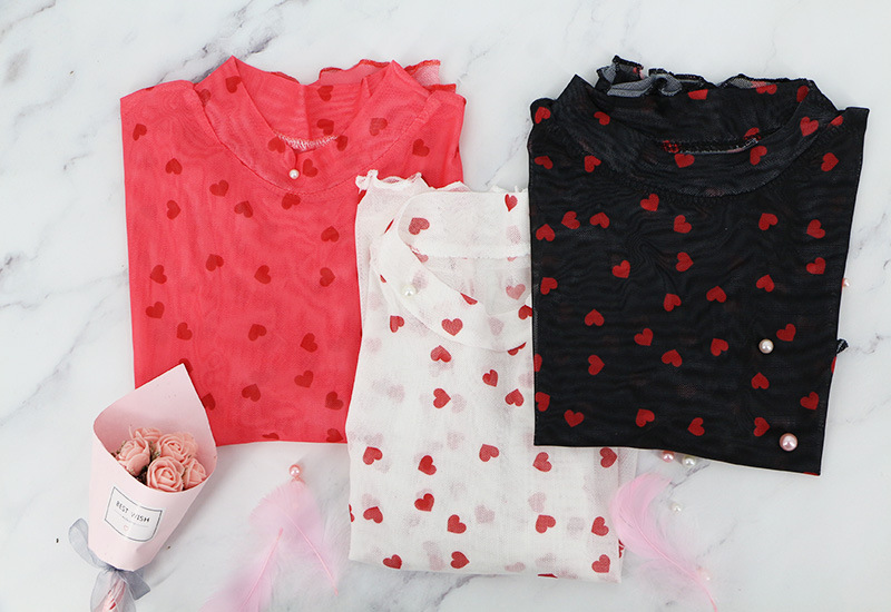 Top corto da donna in rete d'amore, sexy e carino, che scopre l'ombelico_voghion.com