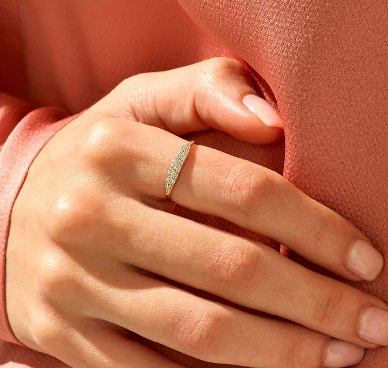 Geometrische stapelring voor dames in 925 sterlingzilver met micro-pavé diamanten, minimalistische elegantie voor dagelijks gebruik_voghion.com