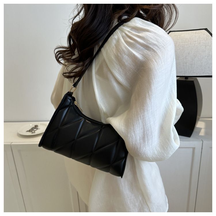 Women's niche trend shoulder bag casual commuter handbag fashionable simple underarm bag_voghion.com