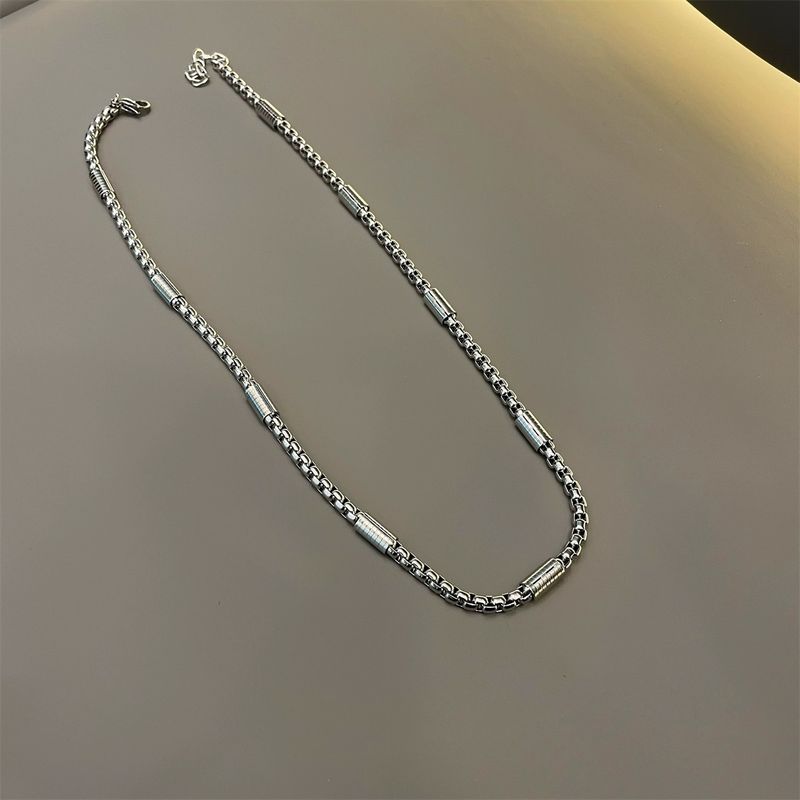 Collana in acciaio al titanio per uomo, trendy, semplice, versatile, con personalità hip-hop, con catena a clavicola intrecciata._voghion.com