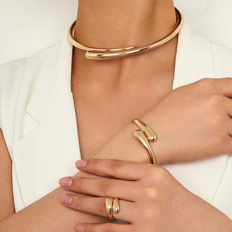 Conjunto de joyería para mujer, moda simple, metal pesado, temperamento, anillo geométrico, collar liso, pulsera, anillo, conjunto de joyería_voghion.com