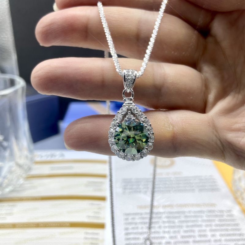 Women's Jewelry Large Carat Super Flash Water Drop Pear Shaped D Grade Moissanite Pendant 3 5 Carat Moissanite Necklace_voghion.com