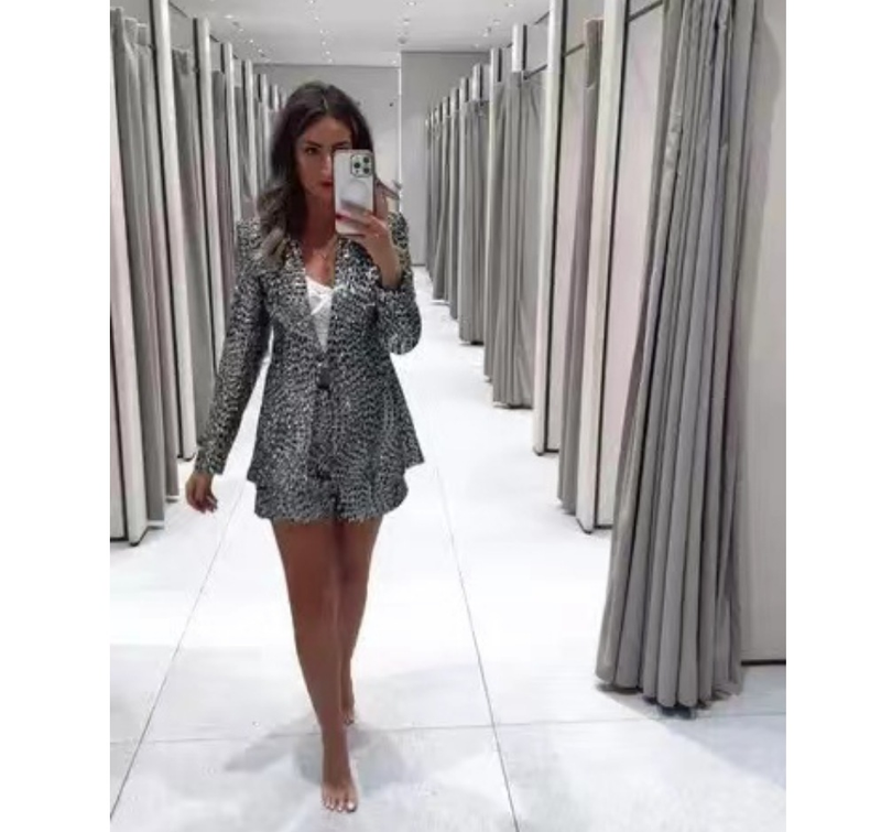 fashion beaded women's casual blazer high-waisted casual shorts_voghion.com