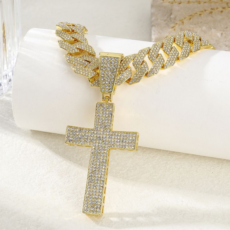 Popular Personality Cross Pendant With Alloy Dia Cuban Chain Religious Belief Hip Hop Necklace_voghion.com