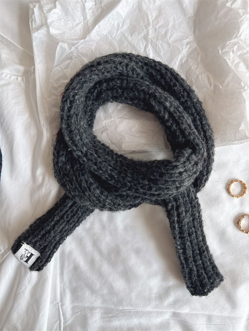 2025 Dünner schmaler Herbst-Winter-warmer Halswärmer für Damen, extralanger gestrickter kleiner Schal_voghion.com