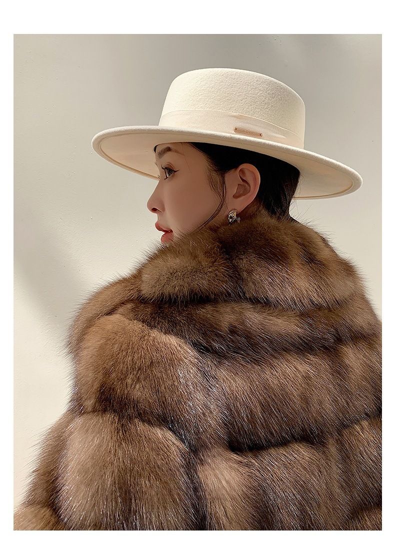 Luxuriöser Kunstnerzmantel mit Sternenmuster - Kurze Winterjacke für Damen, Reverskragen, eleganter Kunstpelzmantel in Kastanienbraun_voghion.com