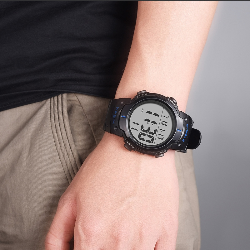 Orologio sportivo digitale da uomo con multifunzione, impermeabile, grande schermo, stile militare, luce notturna, lussuoso schermo elettronico da regalare_voghion.com
