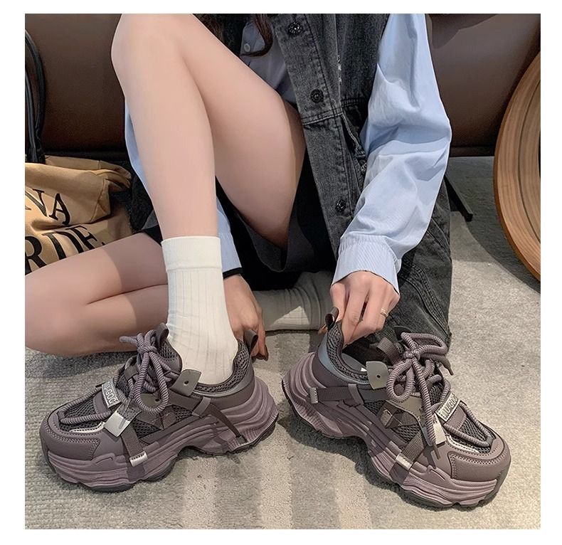 High Beauty Cloud 2024 Frühjahr Neue dicke Sohle runder Kopf, kleine duftende Canvas Casual Board Schuhe für Frauen_voghion.com