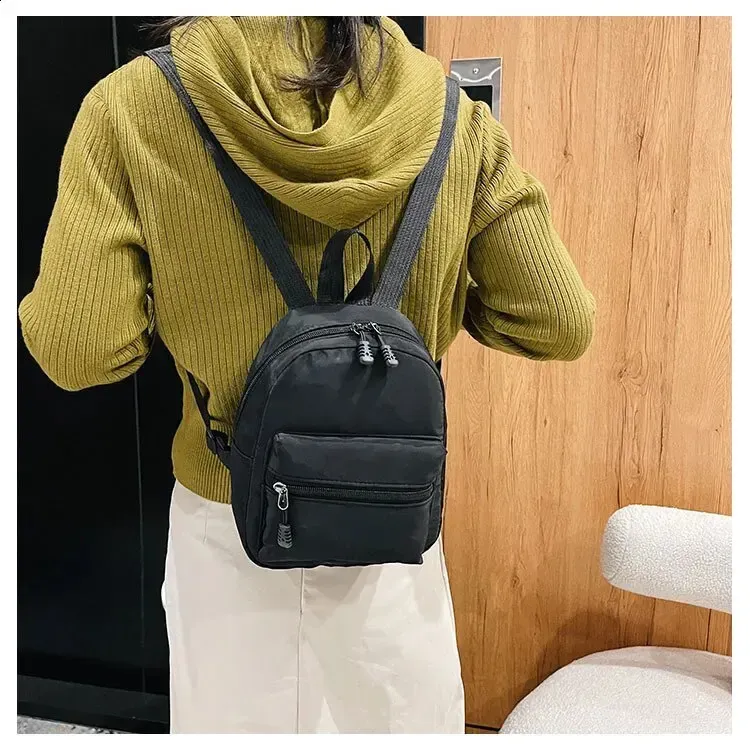 1 pz Mini zaini da donna, borsa da donna in nylon alla moda, piccole borse scolastiche, zaino bianco per ragazze adolescenti, zaino casual alla moda_voghion.com