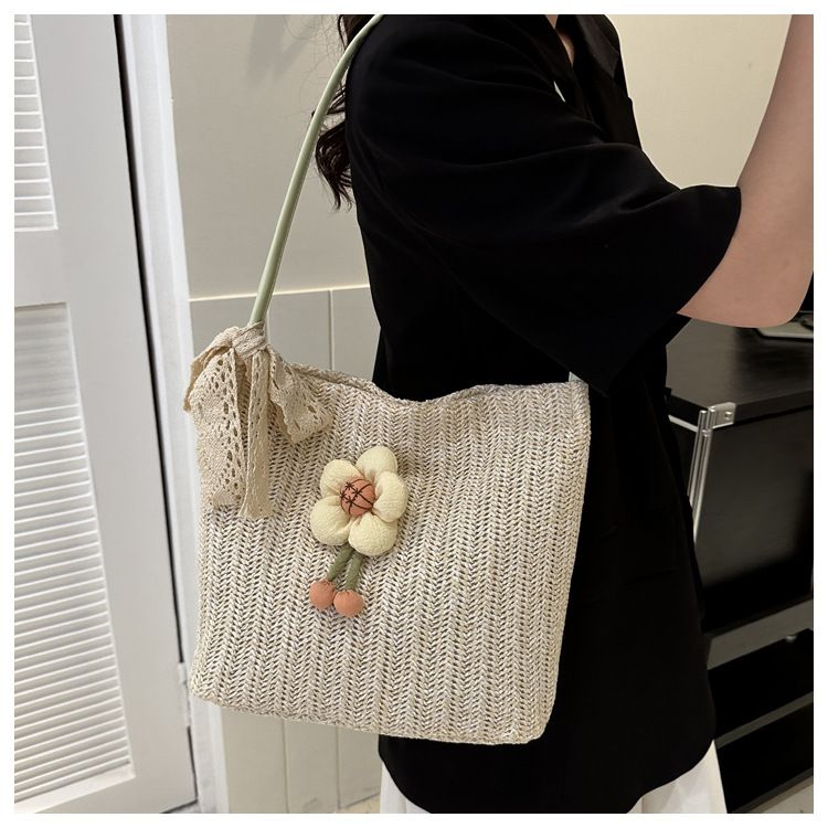 Große Kapazität Mode Sanftes Temperament Stroh gewebt Schal Schulter 2023 Sommer Neue Unterarm Einkaufstasche_voghion.com