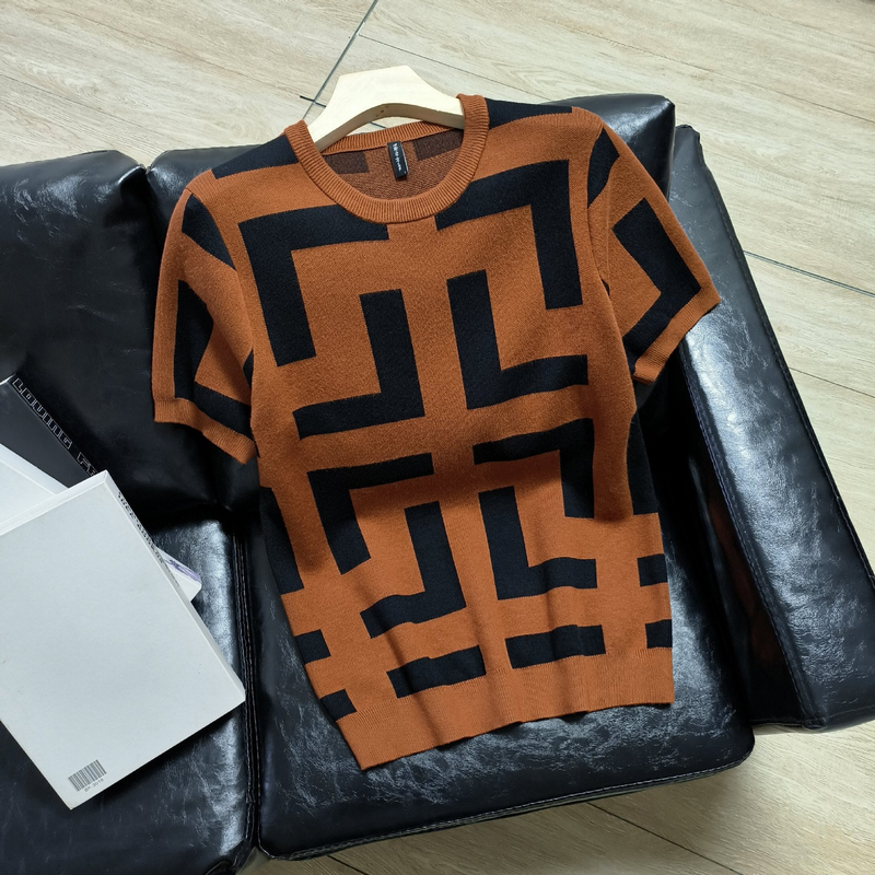 Vêtements pour hommes Nouveau automne et hiver coupe ajustée tendance de la mode haut de gamme pull pour hommes pull à col rond pull tricoté à manches courtes_voghion.com