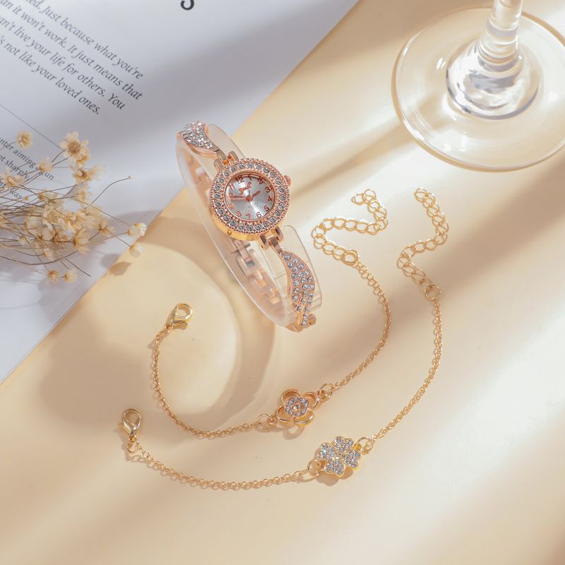 Dammemodesch All-Match Diamant Stolband Digital Zifferblat Diamant Blummenarmband Set 3 Stéck/Set_voghion.com