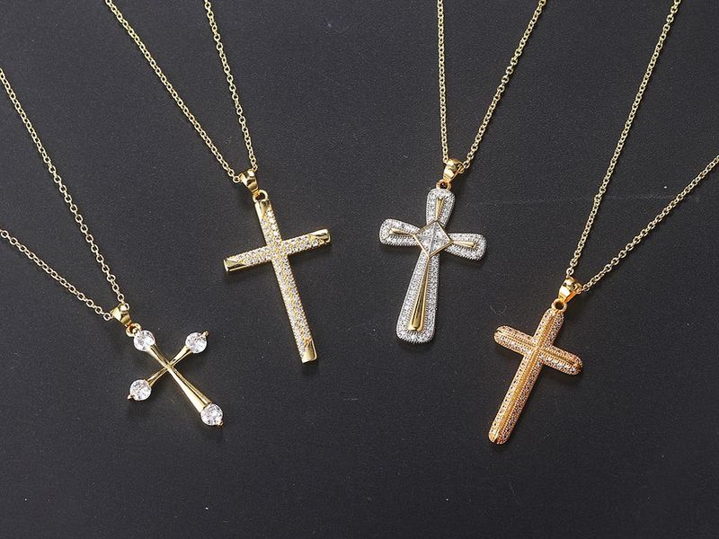 Set di gioielli da uomo alla moda con zirconi intarsiati, collana elettroplaccata bicolore e accessori_voghion.com