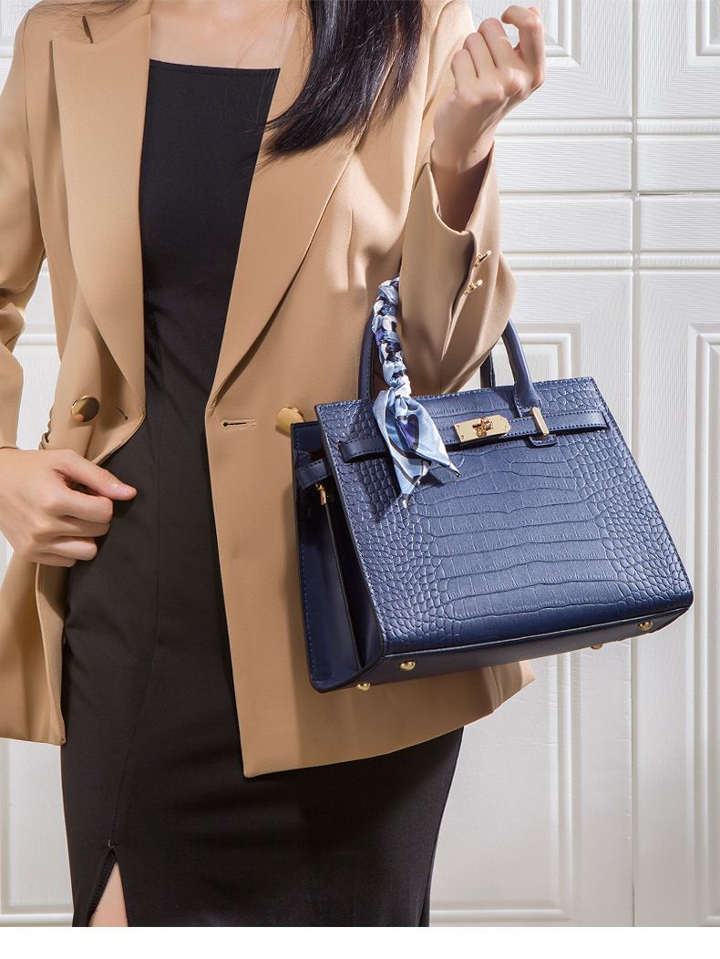 Muttertagsgeschenk für Mama: 2024 Neue elegante Handtasche mit großem Fassungsvermögen für Damen mittleren Alters_voghion.com