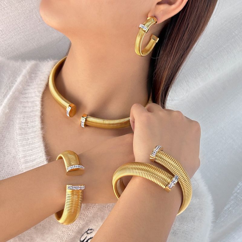 Wemen's Jewelry Titanium Steel Zircon Necklace Earrings Open Bracelet Collar Set_voghion.com