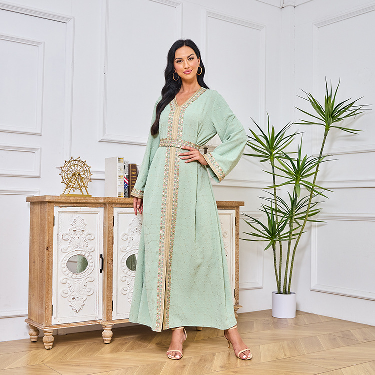 Vrouwen Midden-Oosterse Marokkaanse nieuwe moslim abaya geborduurde stijlvolle comfortabele jurk abaya_voghion.com
