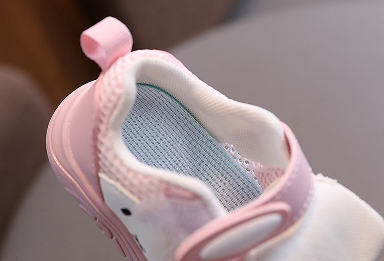 2025 Step New Shoes Breathable Men's And Women's Soft Bottom Non Slip Mesh Surface Baby Summer Functional Sandals_voghion.com