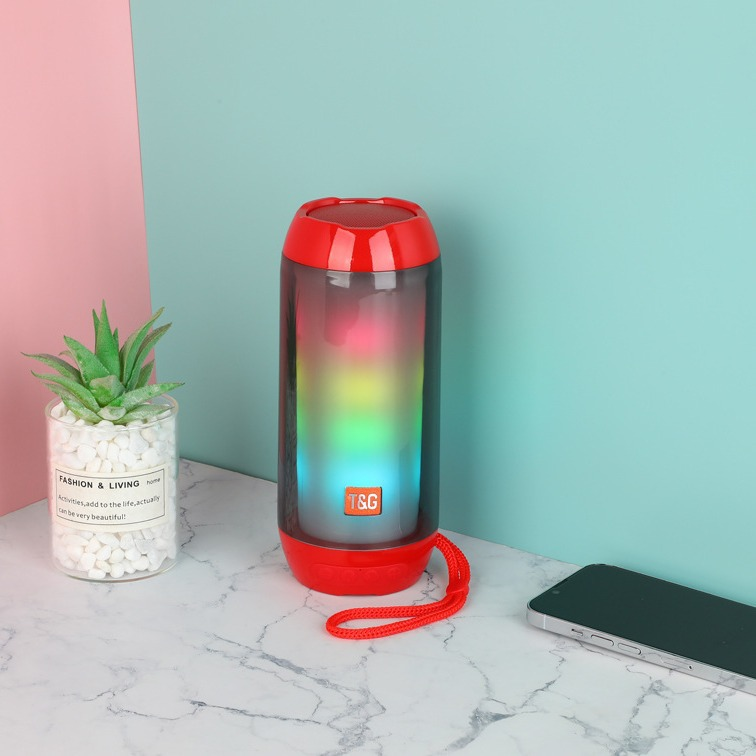 Jaunais TG643 Bluetooth skaļrunis ir ērti pārnēsājams, ar septiņām stilīgām RGB gaismām un dinamisku 3D stereo skaņu._voghion.com