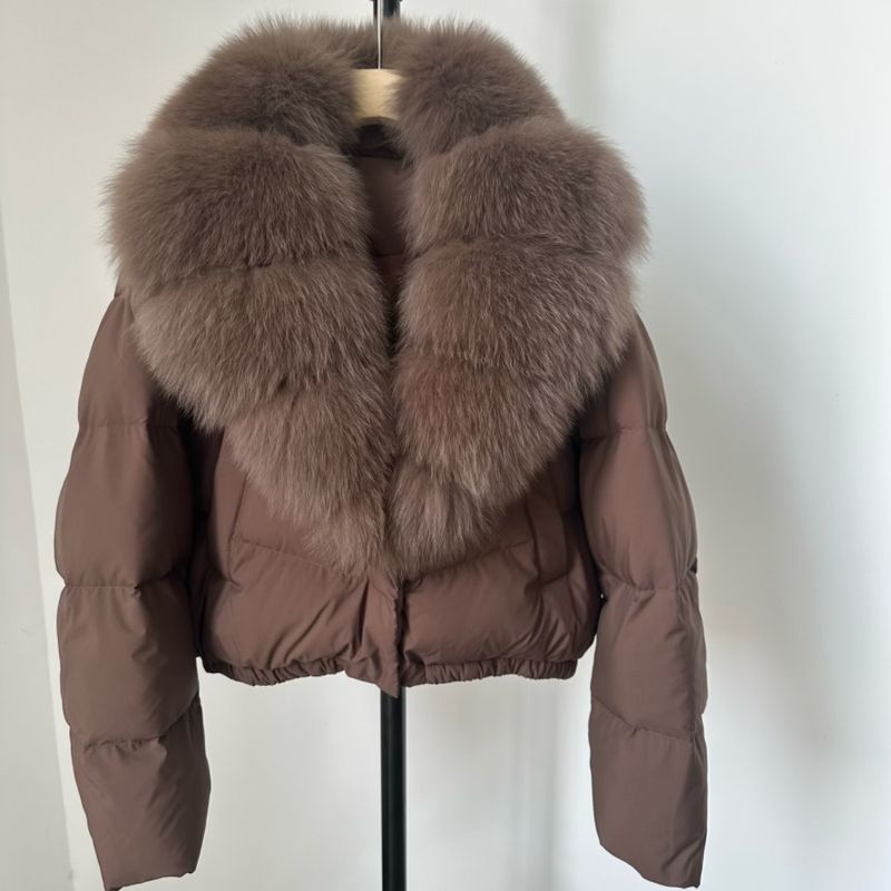 Luxury Winter Short Down Jacket For Women With Detachable Fox Fur Collar, High-Quality White Duck Down, Elegant & Stylish, Loose Fit, Warm_voghion.com
