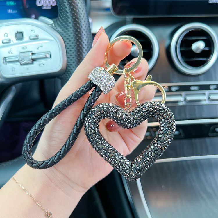 Parti e accessori per borse Creative Hollow Clay Full Diamond Love Portachiavi Cinturino in pelle Adesivo Strass Auto Chiave Ciondolo Semplice Fabbrica di Yiwu_voghion.com