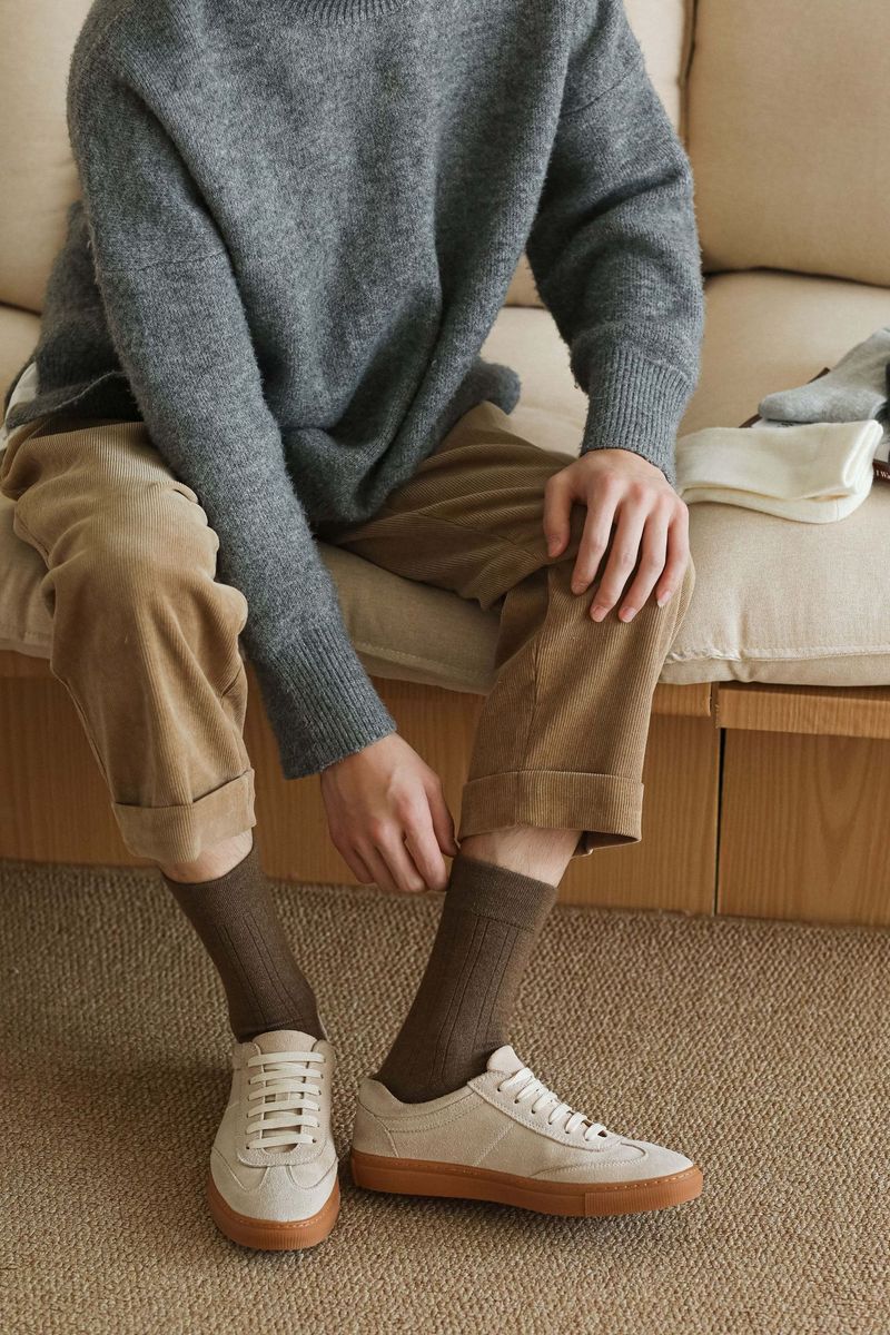 Calzini da uomo in cashmere a doppia cucitura, tinta unita, a metà tubo, autunnali e invernali, in pile di cashmere filato colorato_voghion.com