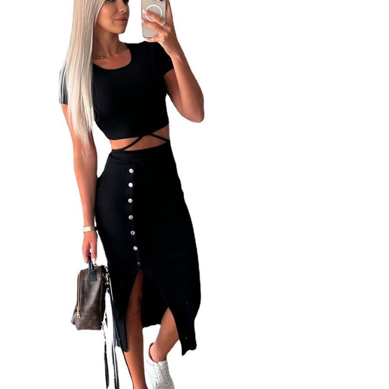 Completo da donna con t-shirt a maniche corte e gonna a vita alta, 2 pezzi_voghion.com