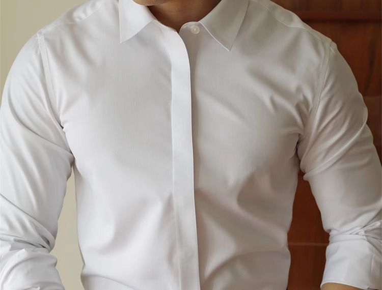Herrenbekleidung Helles Luxushemd mit dunkler Knopfleiste, weißes formelles Hemd, Herrenhemd, helles Businesshemd mit dunkler Knopfleiste, einfarbig, lässig, Langarmhemd, Drape Inch Shirt_voghion.com