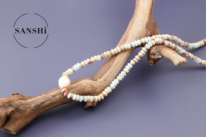 Collier de perles d'eau douce de haute qualité pour femme, bijou léger et luxueux, avec pierres naturelles colorées et perles cousues, chaîne de pull empilée_voghion.com