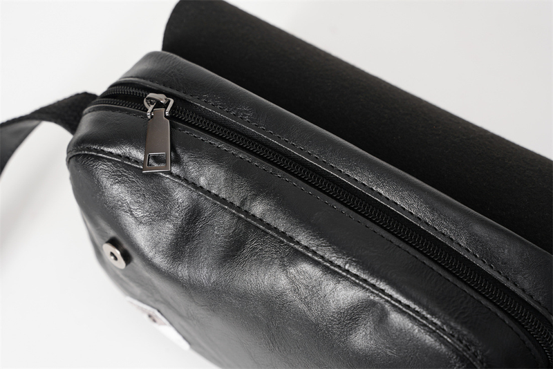 Vyriškas pečių krepšys Trend Personality Fashion Rivet New Small Square Bag Street Couple Messenger Bag_voghion.com
