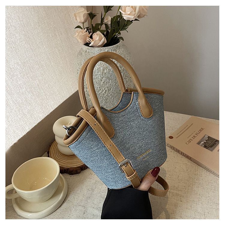 Handheld Bucket für Damen 2024 Neue koreanische Version Modische, vielseitige Umhängetasche, einfache und Nischen-Umhängetasche_voghion.com