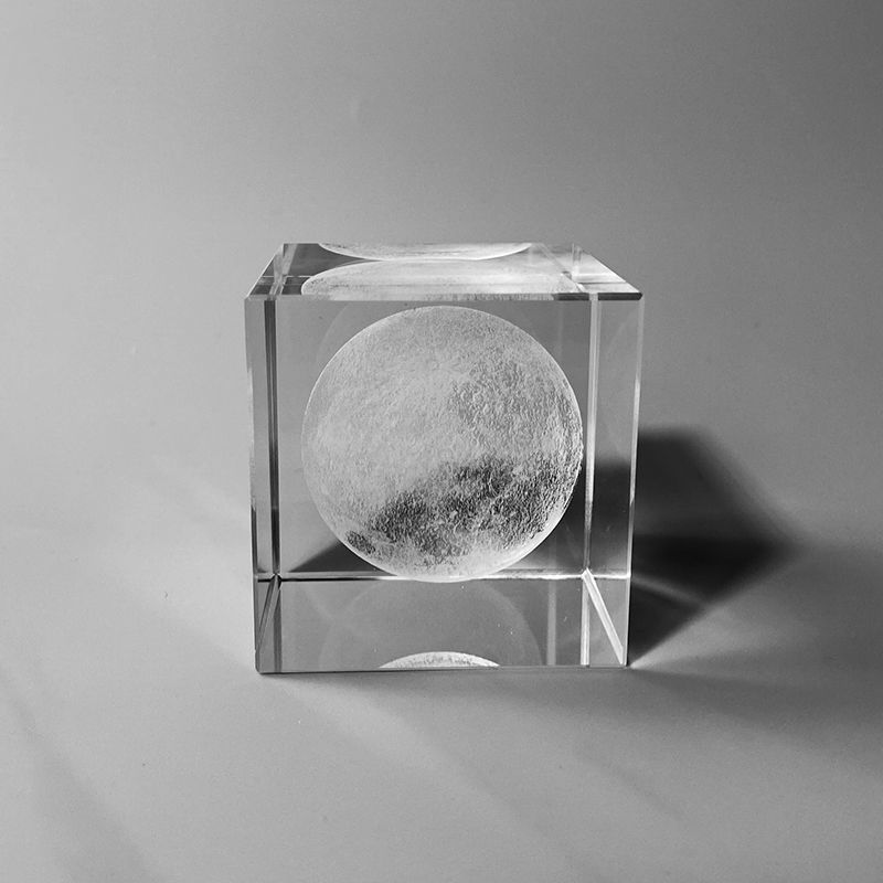 Bored Looking At Rainy Day Clouds And Raindrops Crystal Desktop Ornament Stress Relief Birthday Gift For Girlfriends_voghion.com