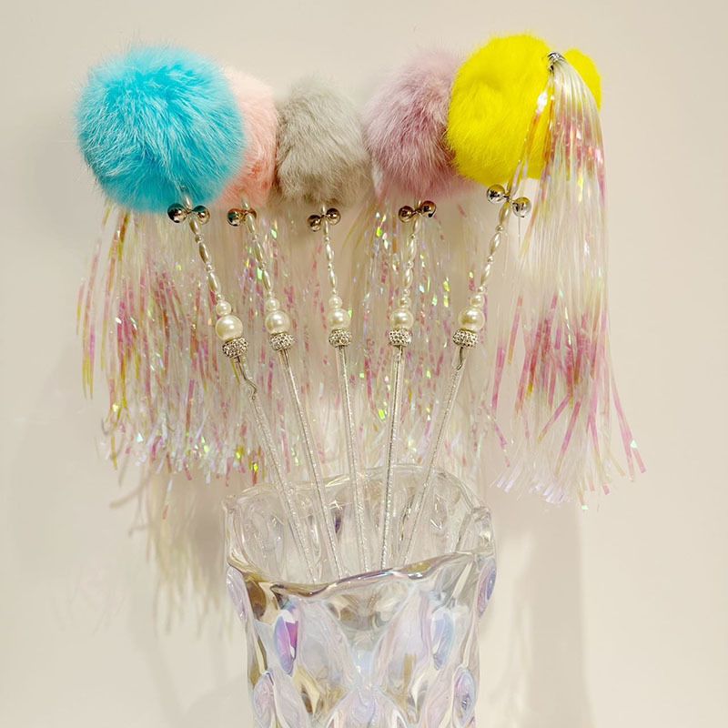 Neuer Verkaufsschlager: Pompon-Zauberstab mit Quaste, Hasenfell-Zauberstab mit Glöckchen, Katzenspielzeug mit Feder_voghion.com