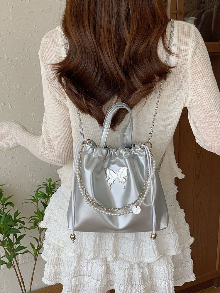 Nuovo zaino coreano con catena di perle e farfalla in argento da donna, nuovo stile Tide, per il tempo libero, Hundred And One_voghion.com