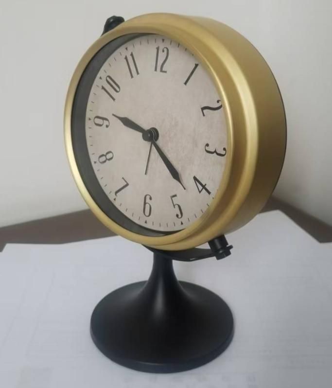 Metall-Globus-Wecker, Retro-Tischuhr, goldene Schale, schwarzer Sockel, 180 Grad schwenkbar, leises Uhrwerk, BB-Alarm_voghion.com