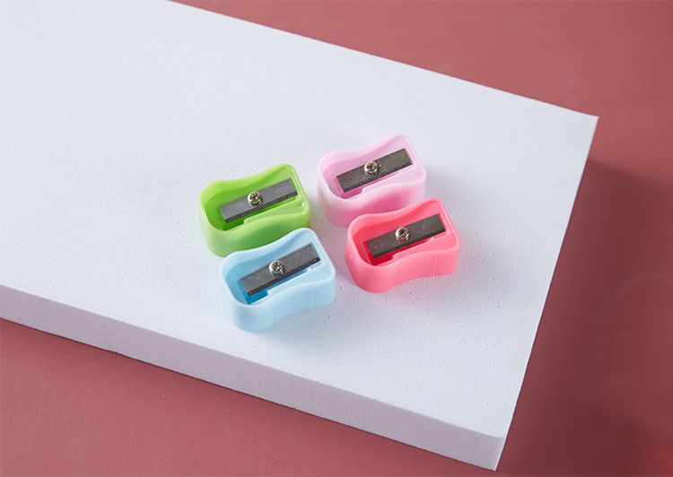 Vibrant Colorful Mini Pencil Sharpener - Portable Manual Pencil Sharpener For Students, Kids, Artists - Fun Transparent Geometric Design_voghion.com