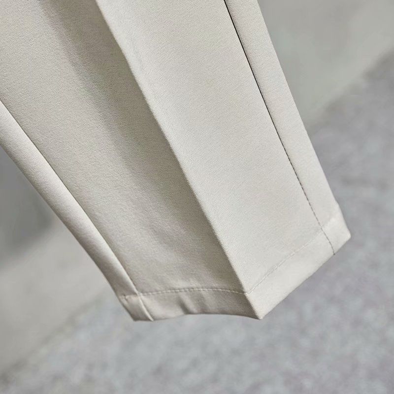 Pantaloni da uomo di design con lo stile di Hong Kong che entra nella moda, pantaloni a gamba dritta per la perdita di peso, pantaloni western drappeggiati casual e alla moda._voghion.com